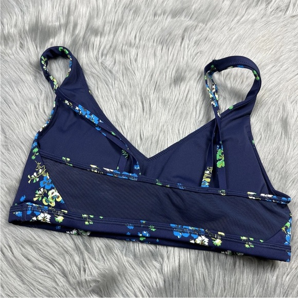 Offline By Aerie Navy Floral Wire Free Medium Support Sports Bra Size M - Picture 5 of 9